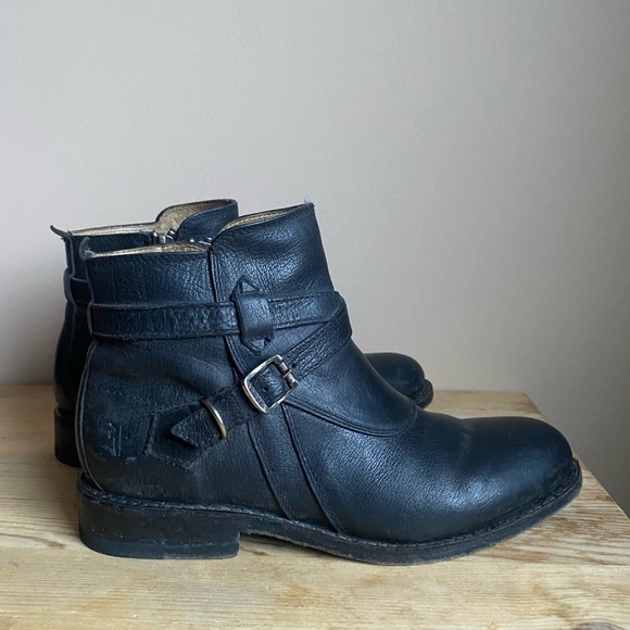 Frye Jayden Cross Strap Leather Boots - Picture 9 of 12